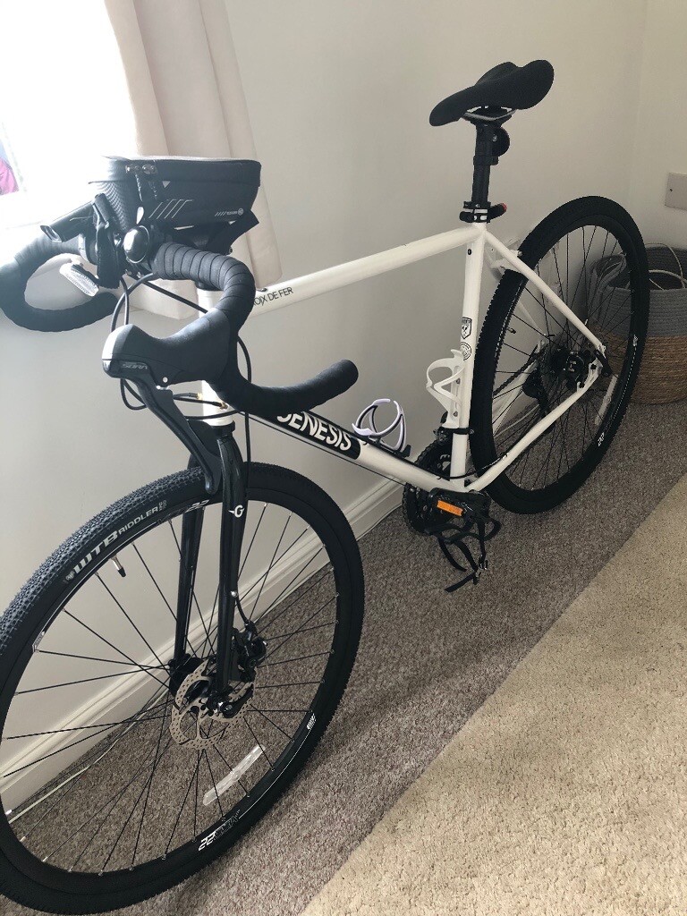 genesis croix de fer 10 2020